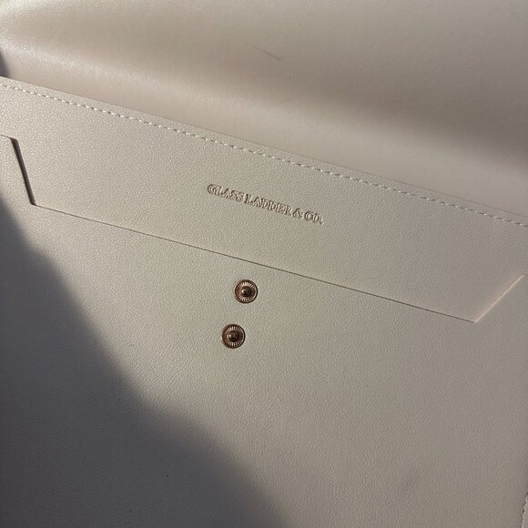 Megan Portfolio - Picture 3 of 5